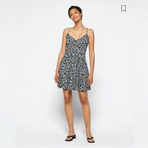 NINE BRITTON - Brushed Knit Dress - size L, navy/floral